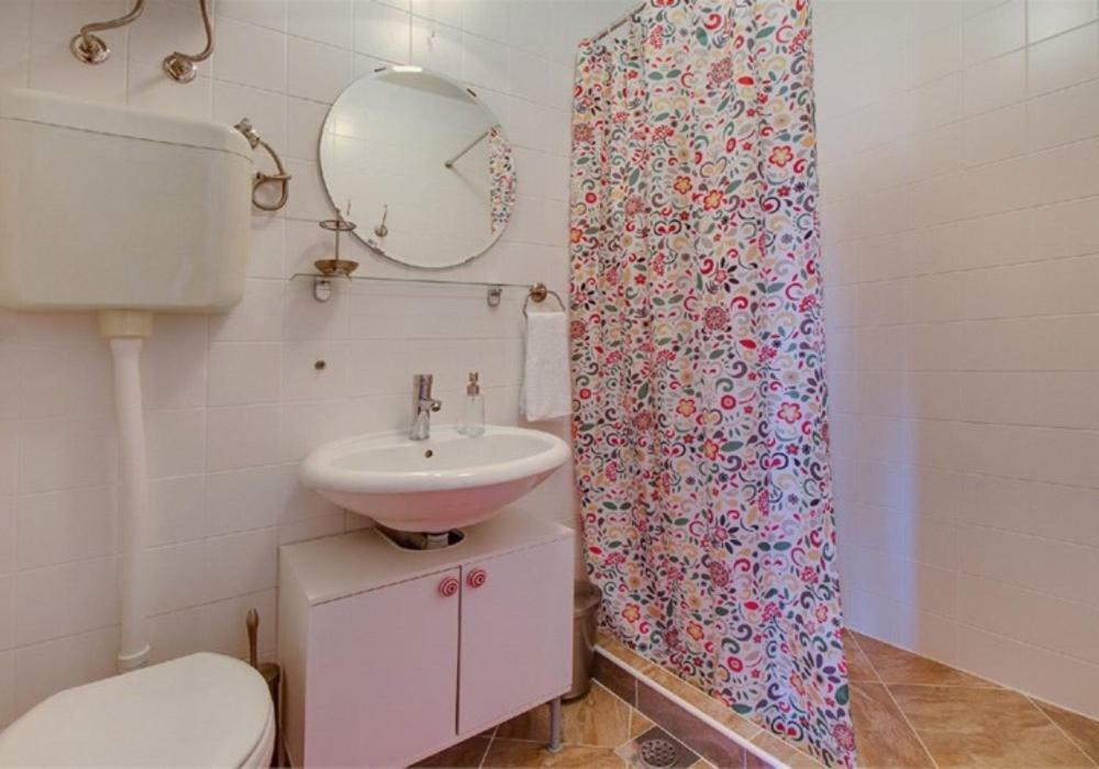 וולי לוסיניי Apartments Jelena מראה חיצוני תמונה